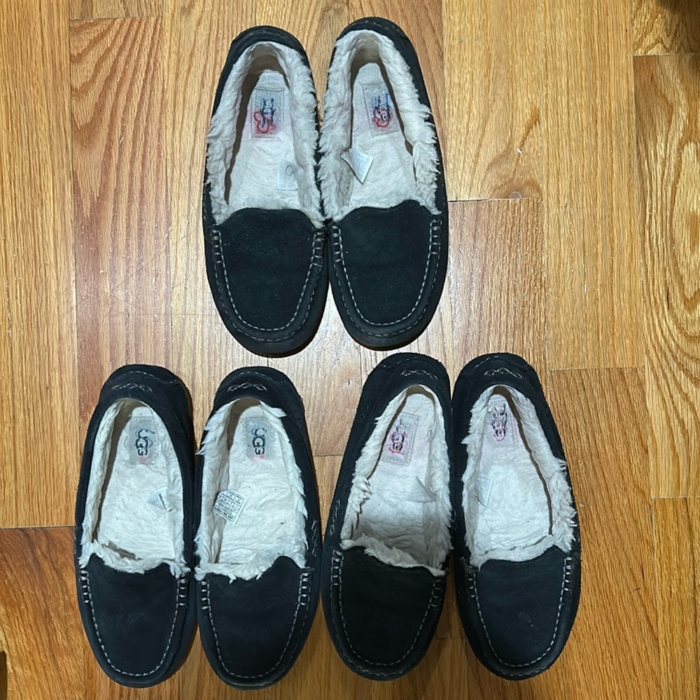 UGG THREE PAIRS BLACK SIZE 8